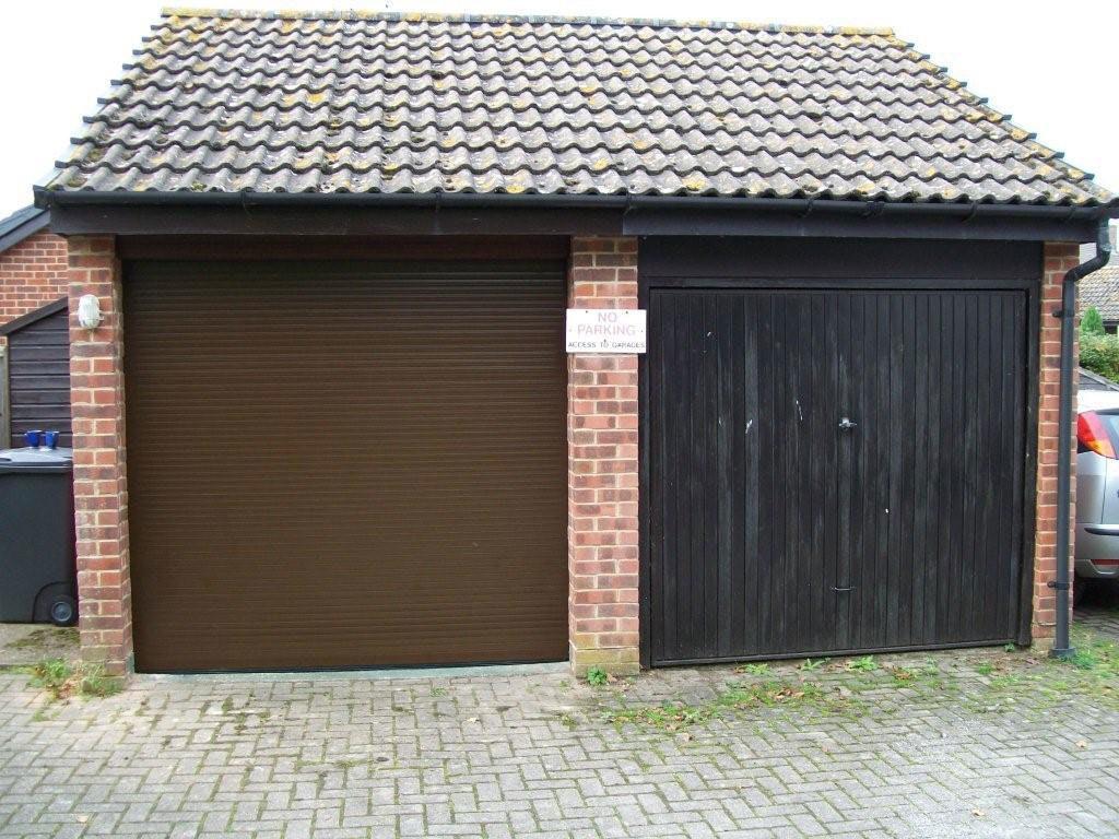 SECEUROGLIDE COMPACT ROLLER DOOR, CRANLEIGH, SURREY Doormatic Garage Doors
